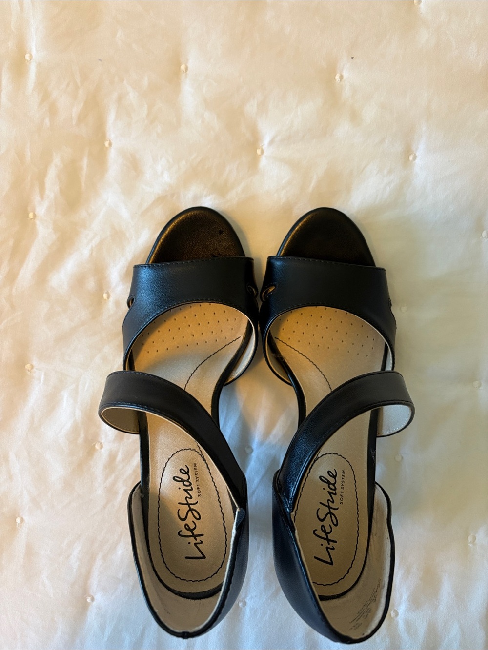 Life Stride Black Strappy Mid Heel Sandals - Picture 6 of 9